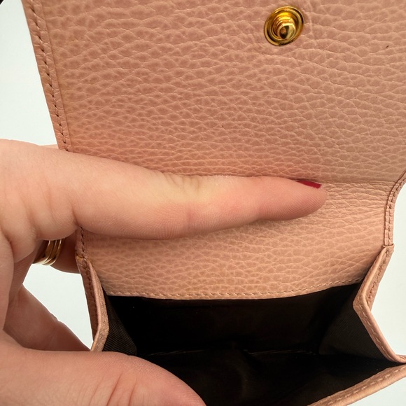 Gucci Pink Leather Compact Wallet - Picture 8 of 9